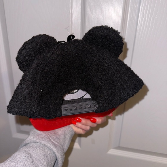 NWOT Child’s Mickey Mouse Hat - Picture 2 of 5